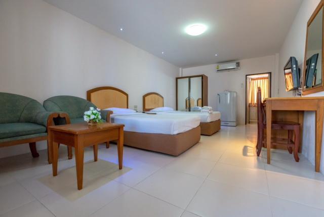 Golden House Service And Apartment Rayong Exterior foto